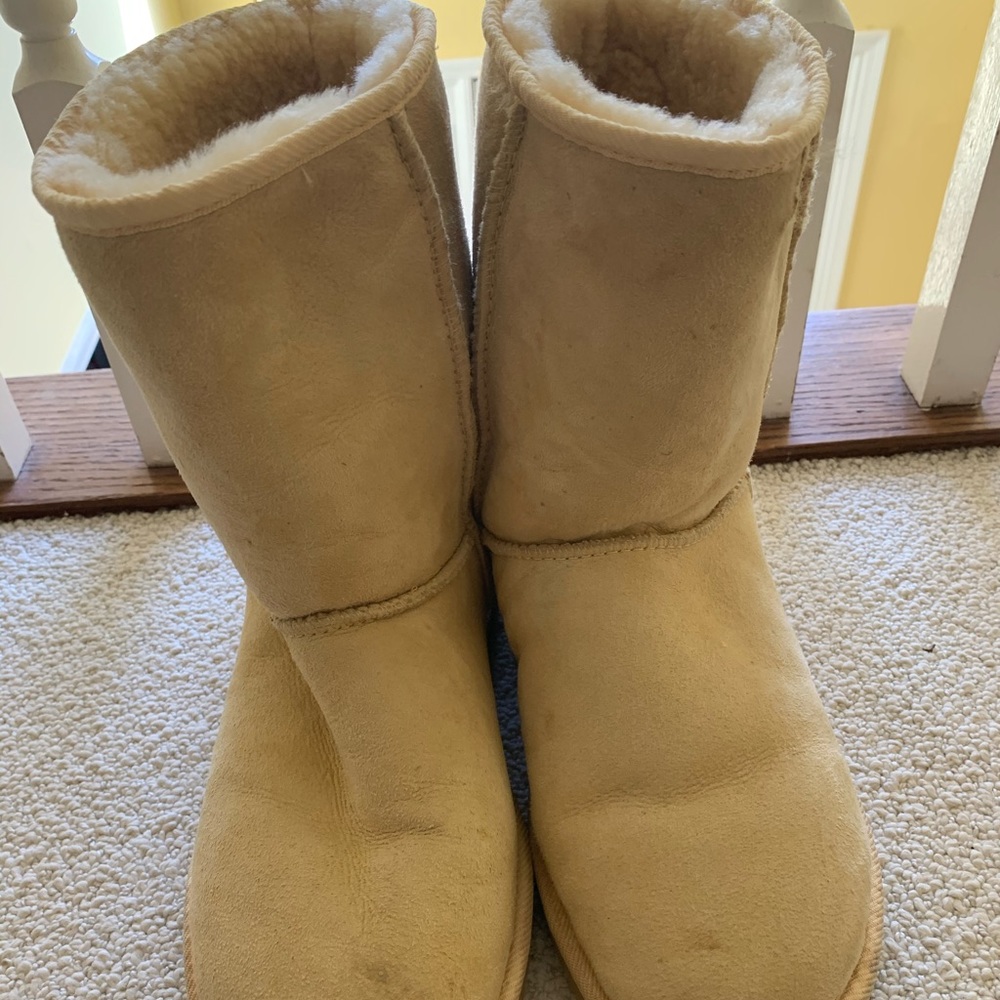 Authentic Uggs ✨👢